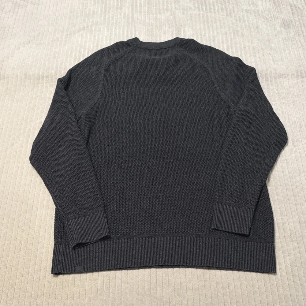 lululemon athletica pit 22